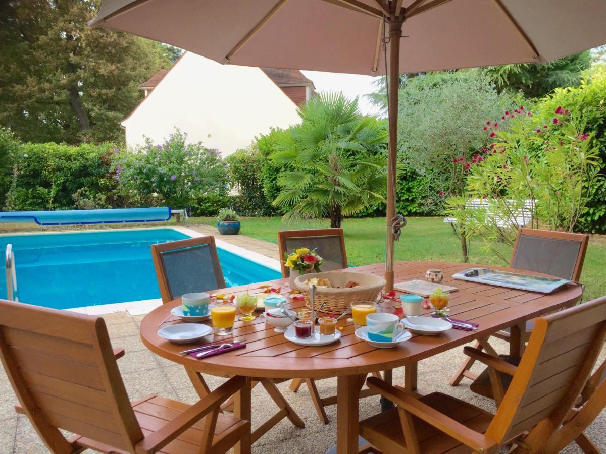 Les Hibiscus Bed and Breakfast Maisons-Laffitte Esterno foto