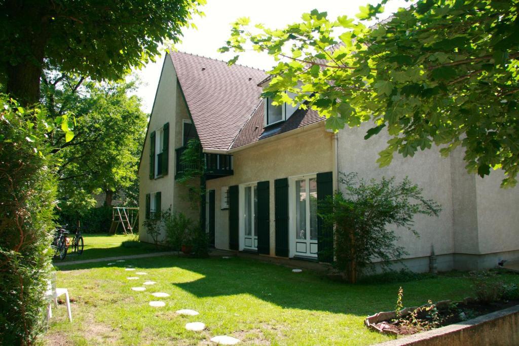 Les Hibiscus Bed and Breakfast Maisons-Laffitte Esterno foto